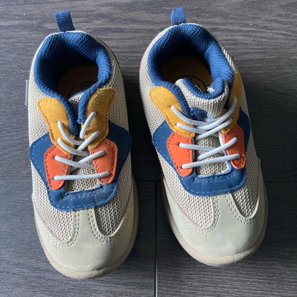 OshKosh B'gosh Toddler Blue and Orange Sneakers Retro-Inspired Design
